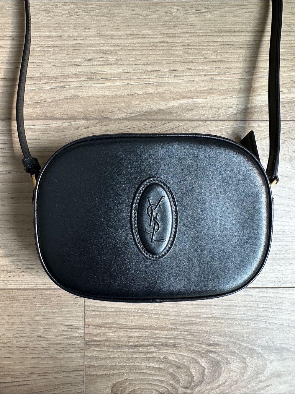 AUTHENTIC YSL Saint Laurent Le 61 Camera Bag Black Crossbody